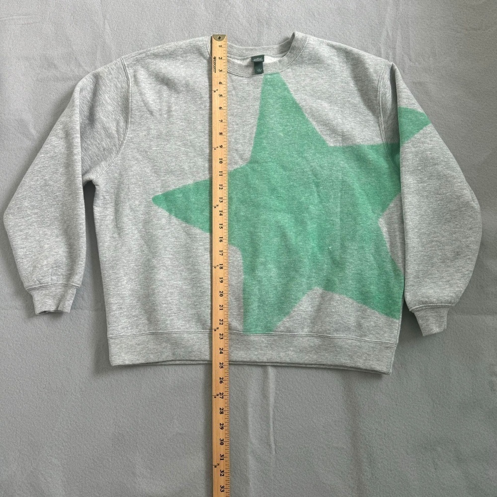 Wild Fable Gray and Green Crew Neck Sweater Size M - Picture 4 of 9